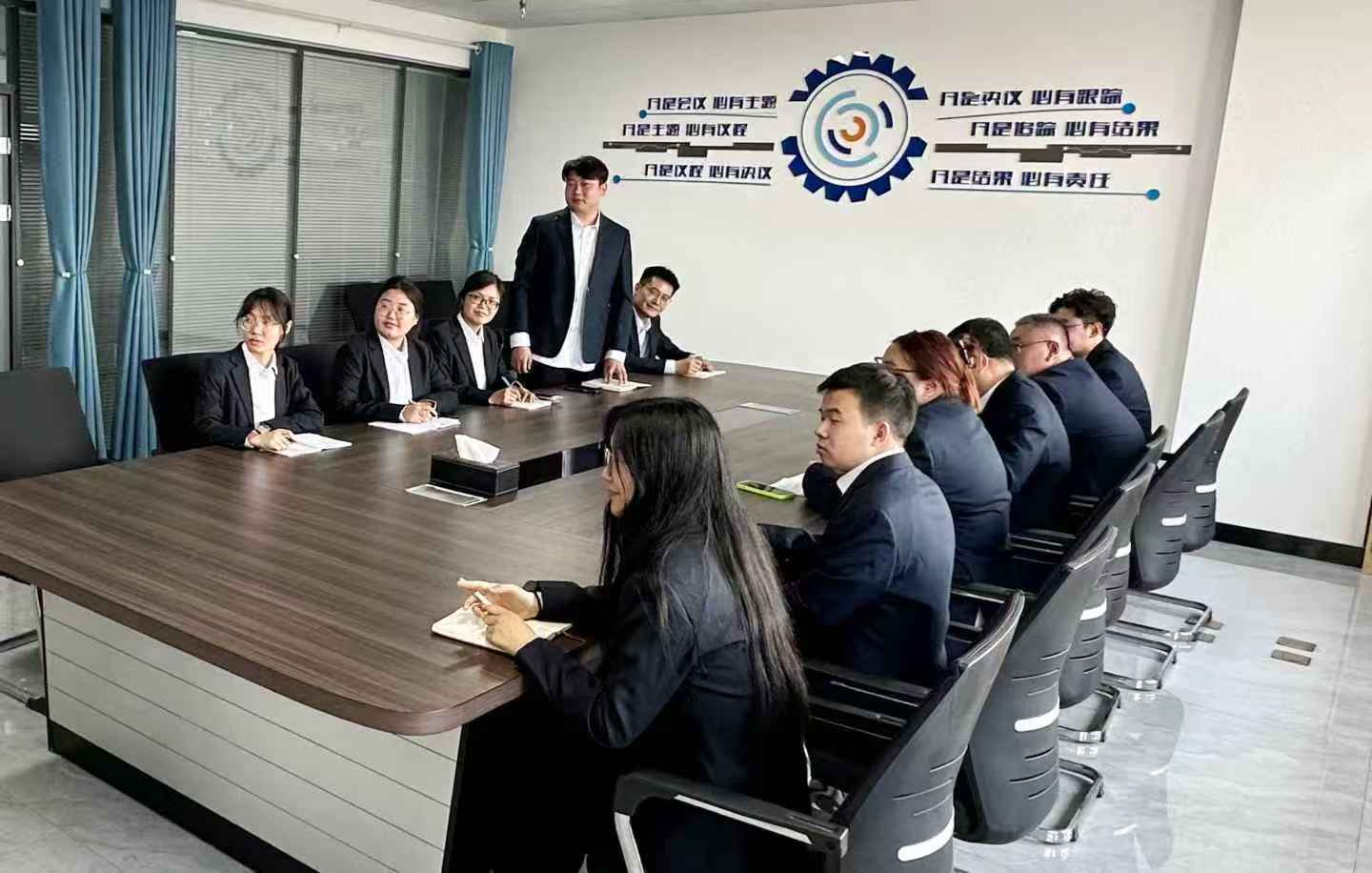 2025年6月是第24个全国“安全生产月”，主题是“人人讲安全、个个会应急——查找身边安全隐患”